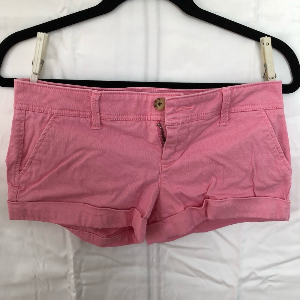 A&F Pink shorts 💕